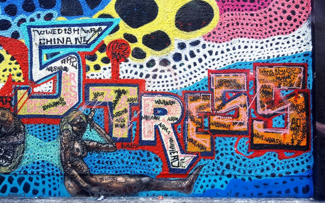 Et si le stress n’était pas le problème, mais un système d’alerte bloqué ?